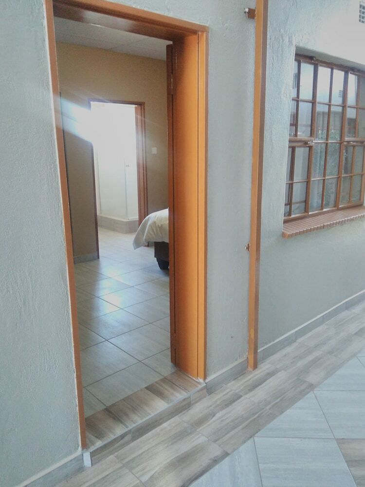 Hotel Kopong Guest House