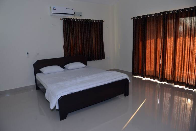 Tripthrill Costa Holidays 3 Bhk Villa