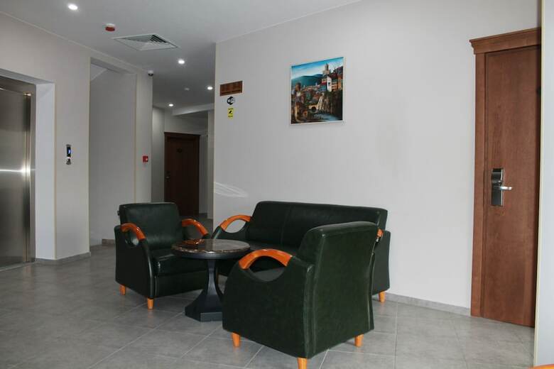 Hotel Metekhi Line