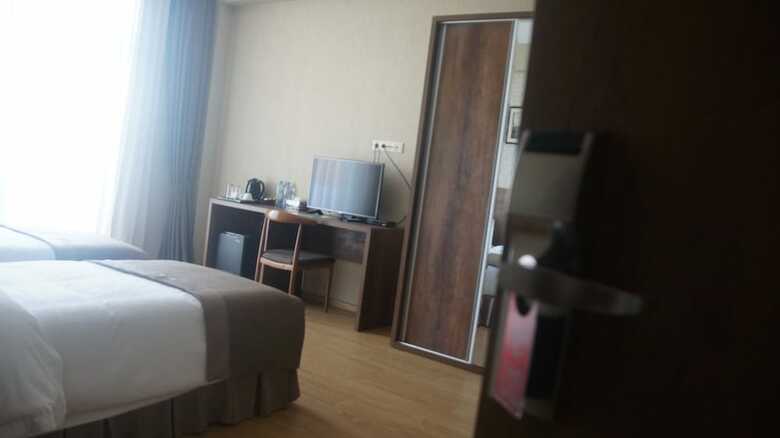 Hotel Metekhi Line