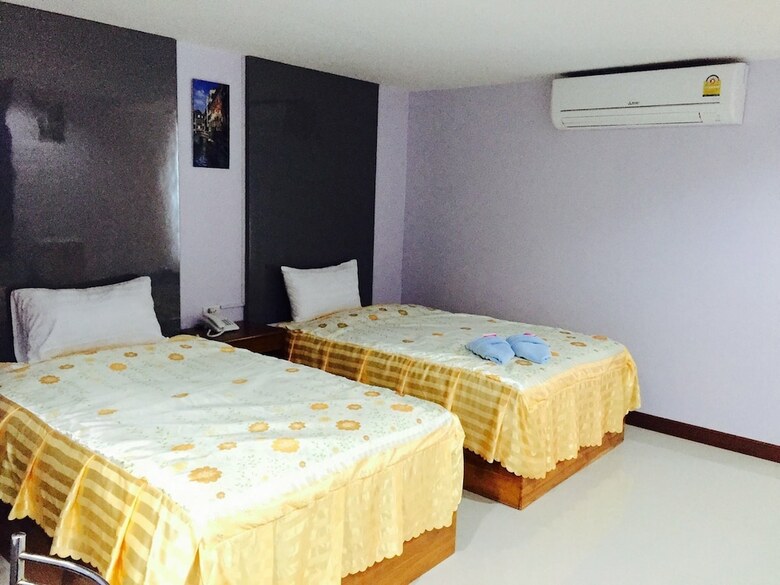 Thanakorn Garden Hotel