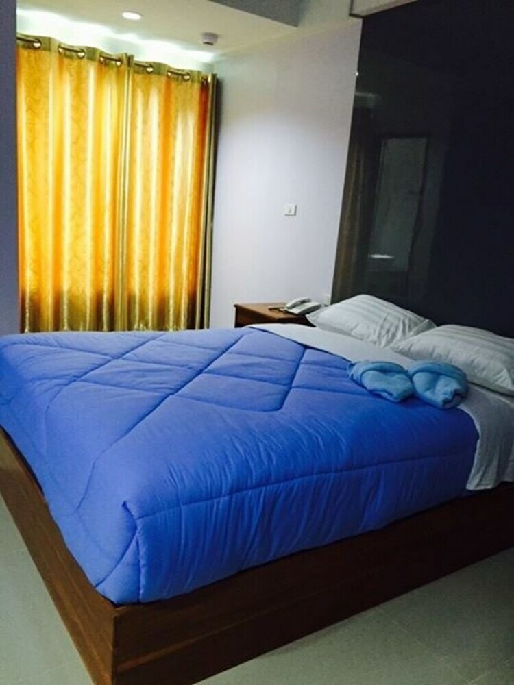 Thanakorn Garden Hotel
