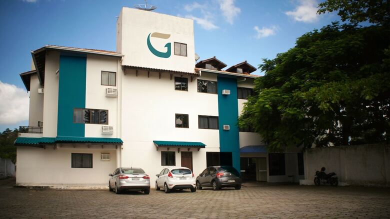 Golden Marina Hotel