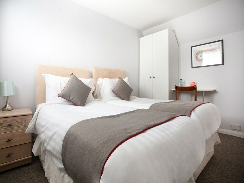 Hotel Oyo Timothy's