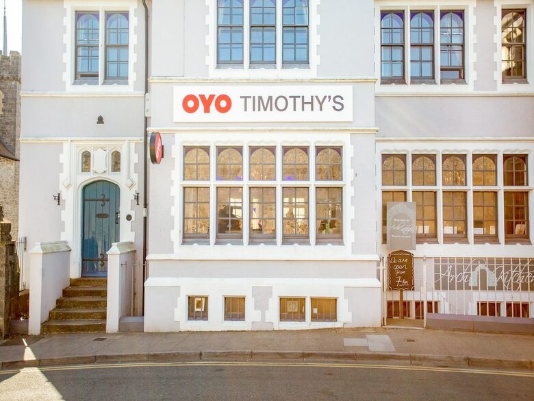 Hotel Oyo Timothy's