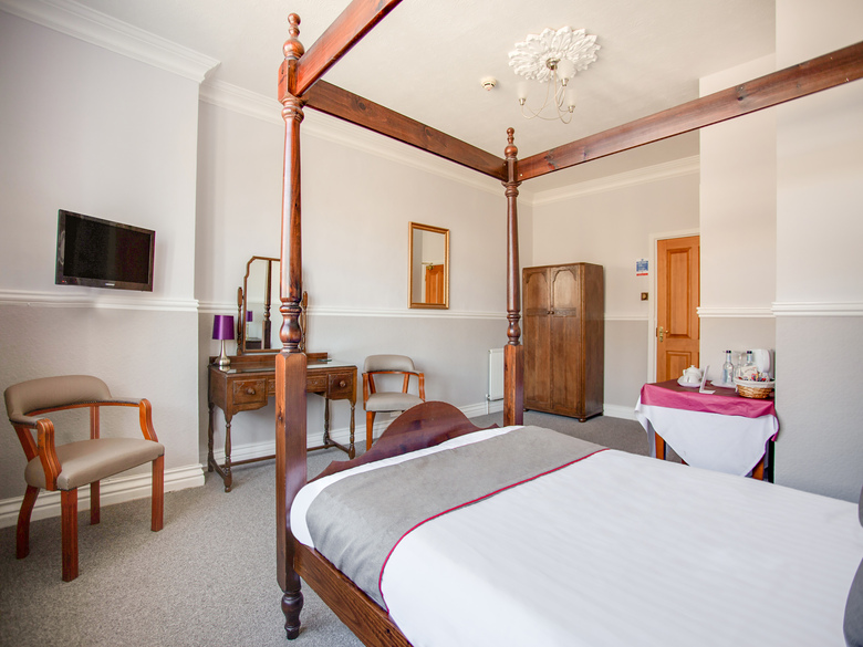 Hotel Oyo Timothy's