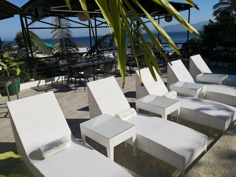 Hotel Manarra Seaview Resort