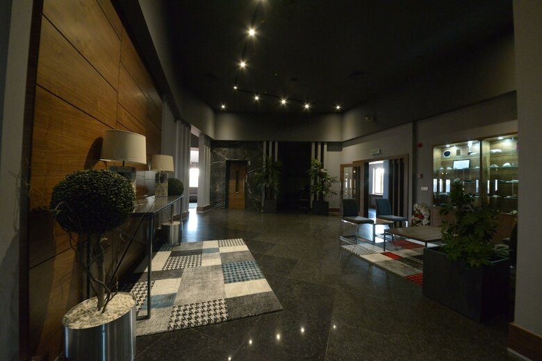 Yayoba Hotel