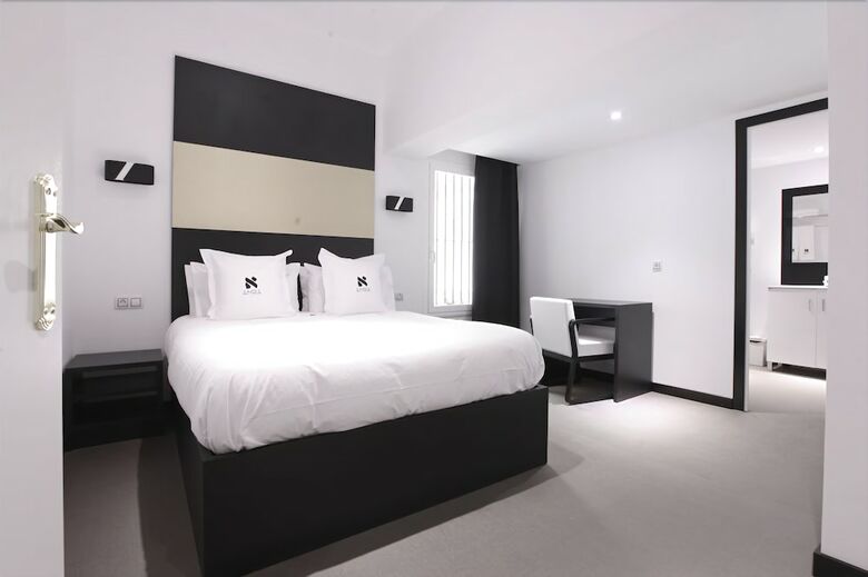 Pension Amra Barcelona Caspe