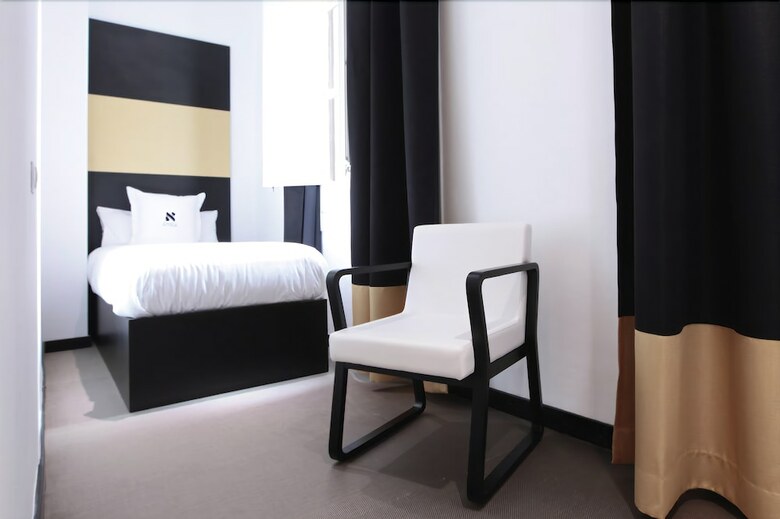 Pension Amra Barcelona Caspe