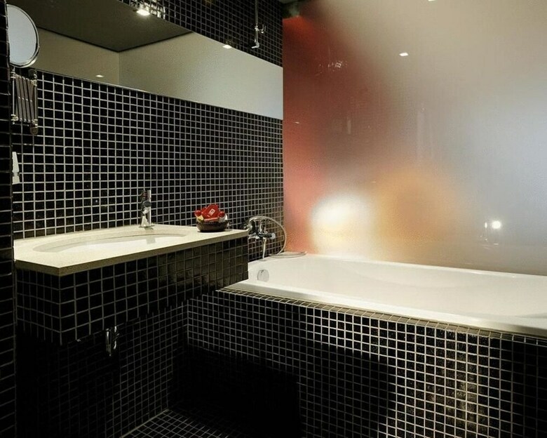 Riverside Boutique Hotel