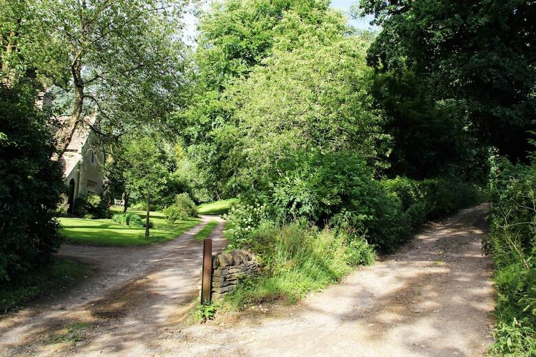 Owlpen Manor Estate