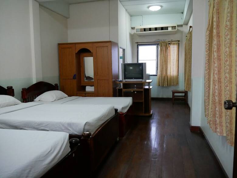 Samoar Riverside Hotel