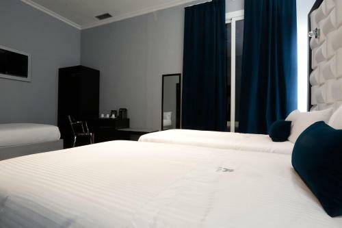 Pension Amra Barcelona Gran Via