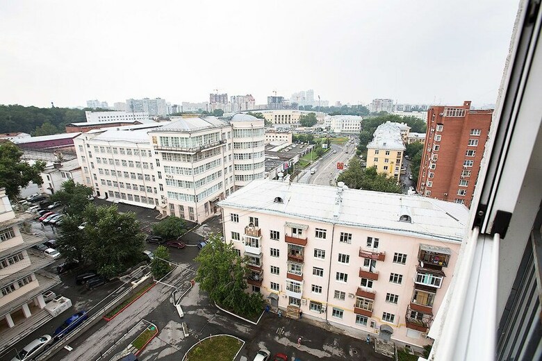 Apartment Etazhydaily Malysheva 4b