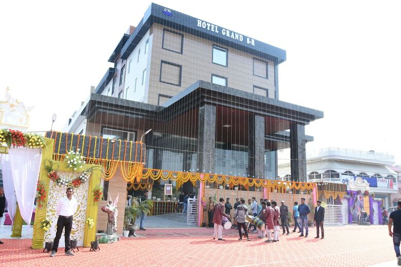 Hotel Grand Sr