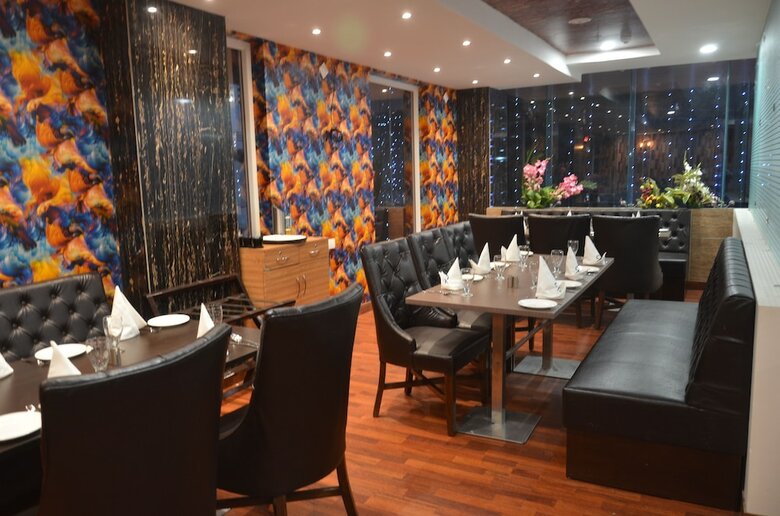Hotel Grand Sr