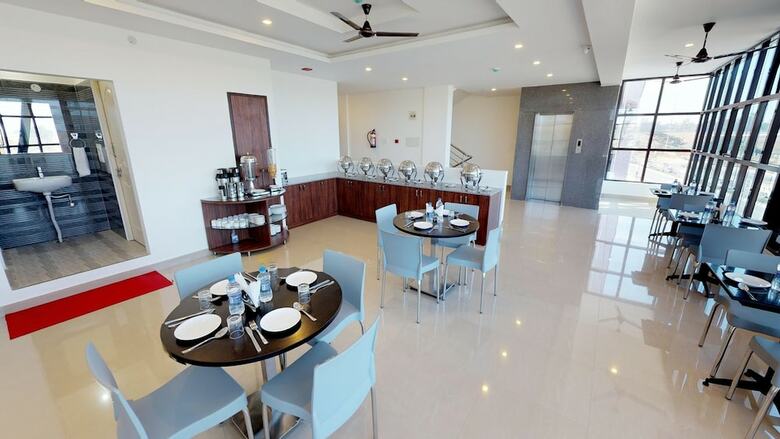 Passport Inn Hotel - Gateway To Comforts