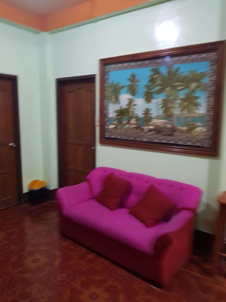 Hotel Desiree's Lodge And Transient House, Baler Aurora