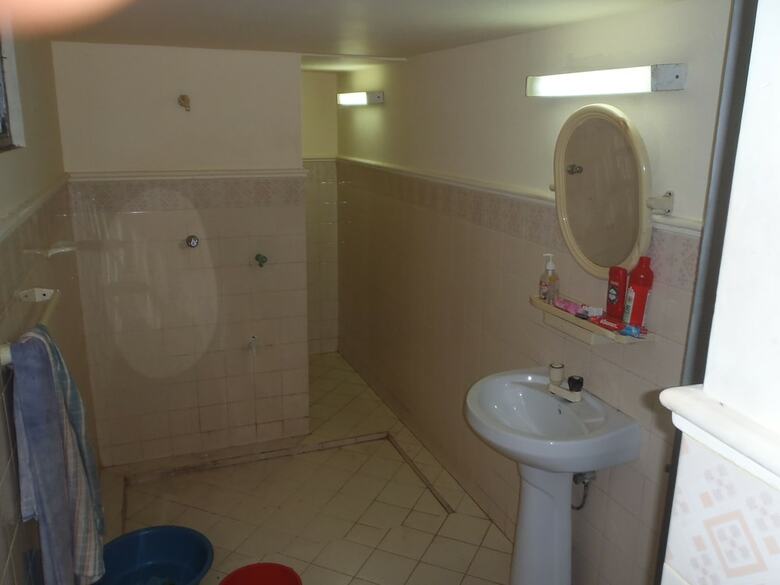 Hostal Hikka Beach Monkey