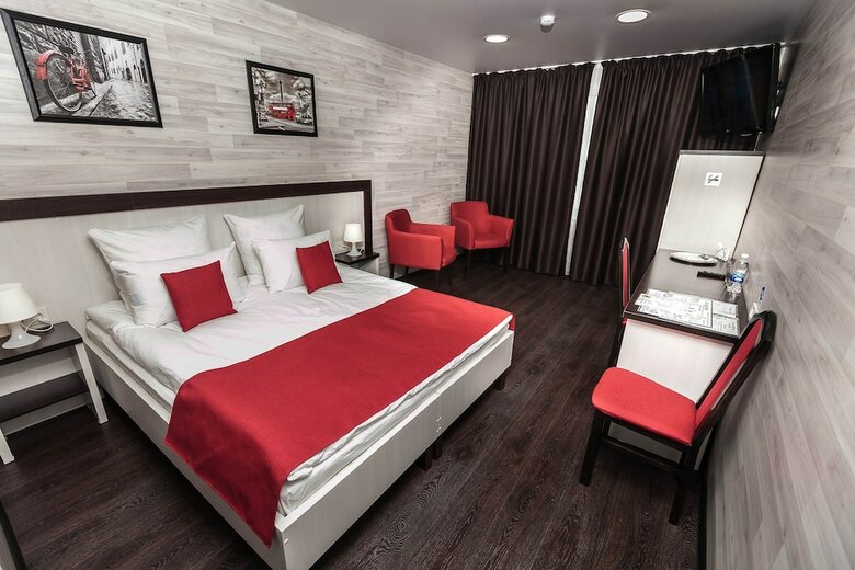 City Fox Hotel