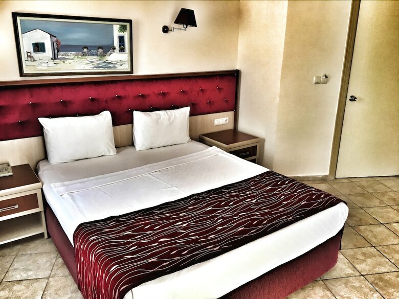 Calipso Beach Turunc Hotel - All Inclusive