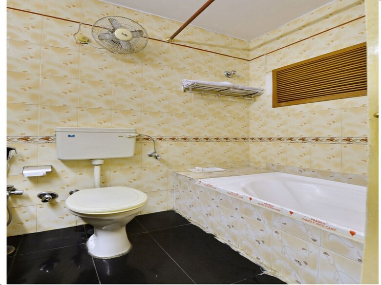 Hotel Oyo 2154 C Scheme