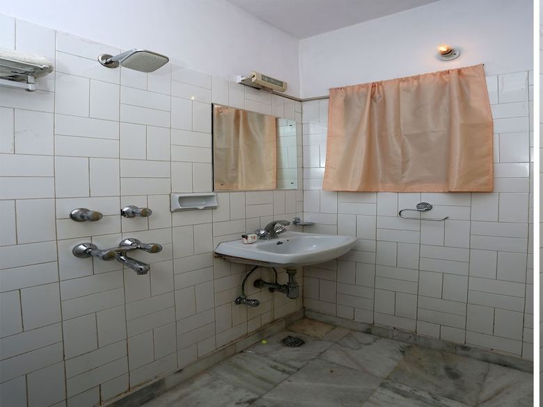 Oyo 1298 Hotel Kohinoor