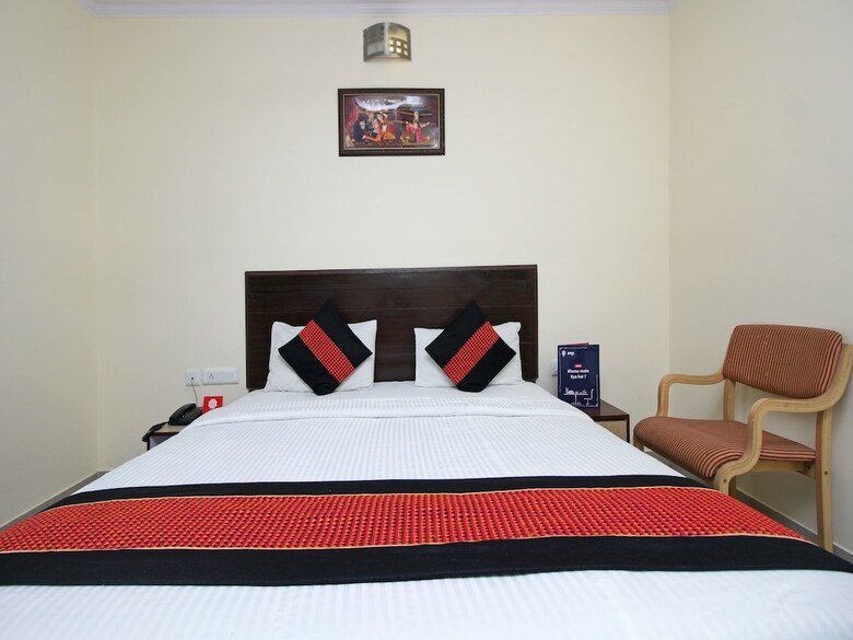 Oyo 647 Hotel Chetram