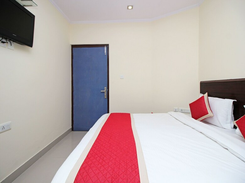 Oyo 647 Hotel Chetram