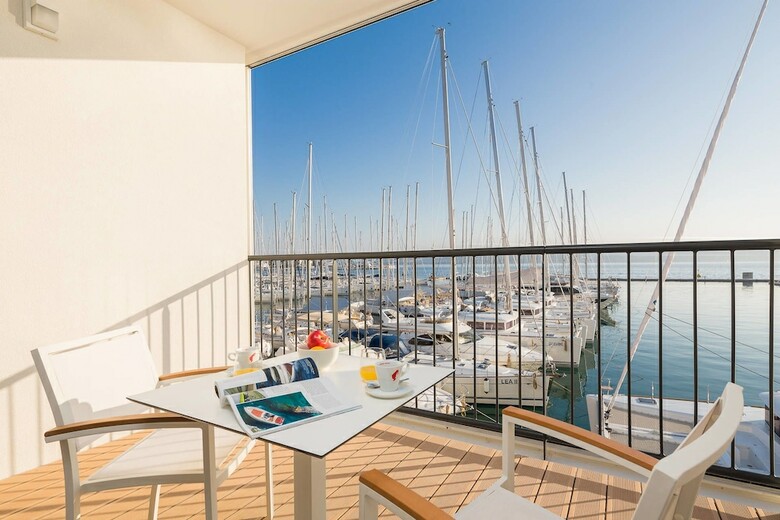 Hotel Marina Baoti? Apartments