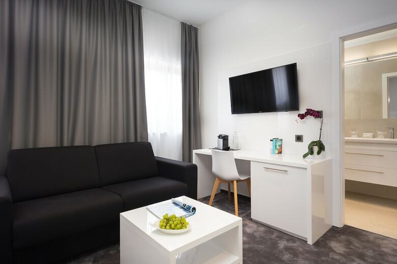Hotel Marina Baoti? Apartments