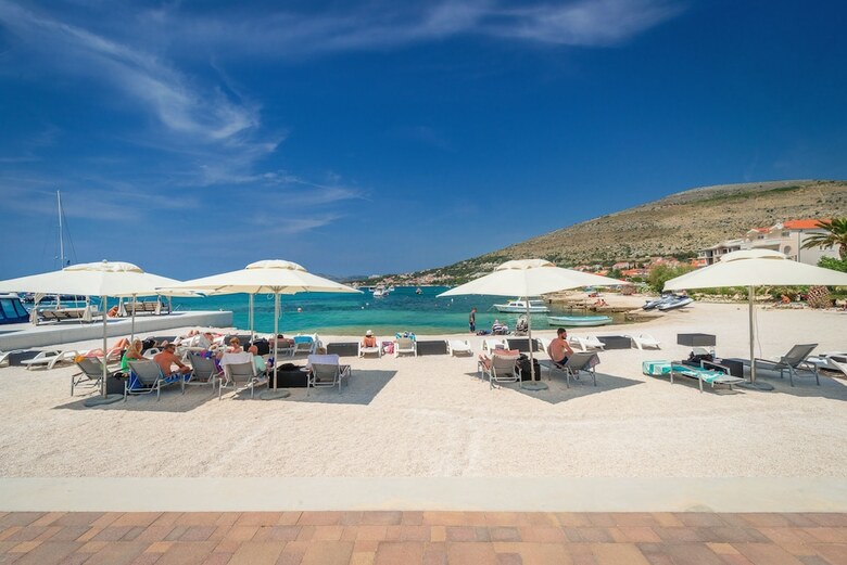 Hotel Marina Baoti? Apartments