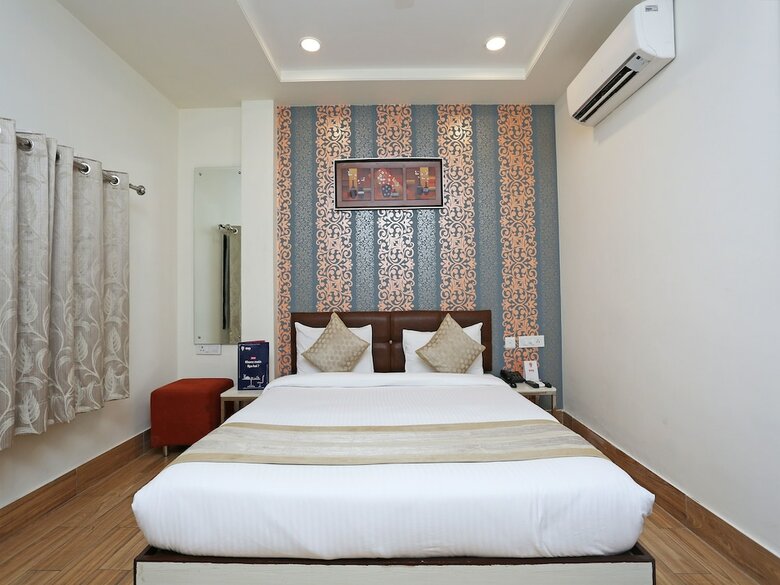 Oyo 9649 Hotel Vijay Palace