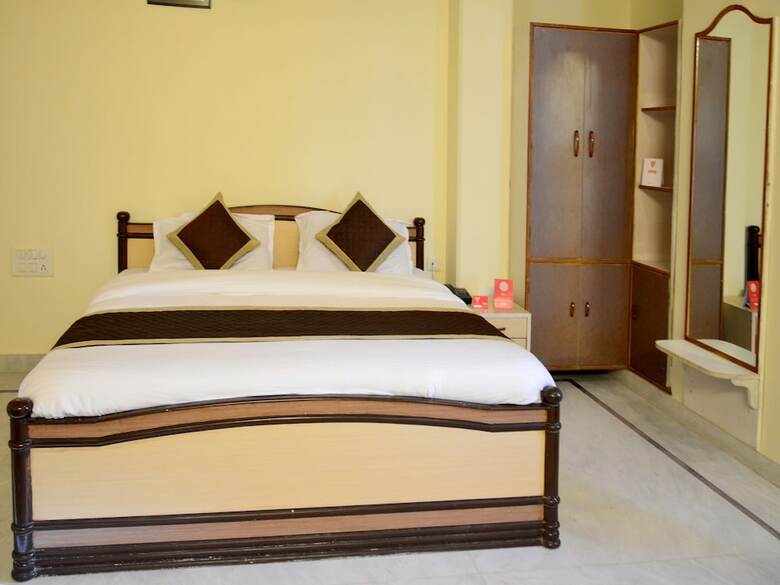 Oyo 7238 Hotel Mansarovar Palace