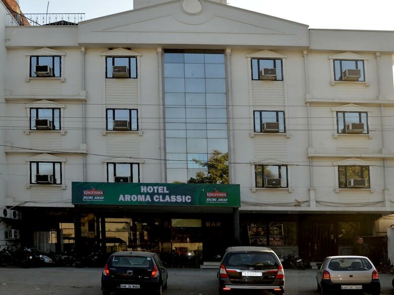 Hotel Aroma Classic In Central Jaipur