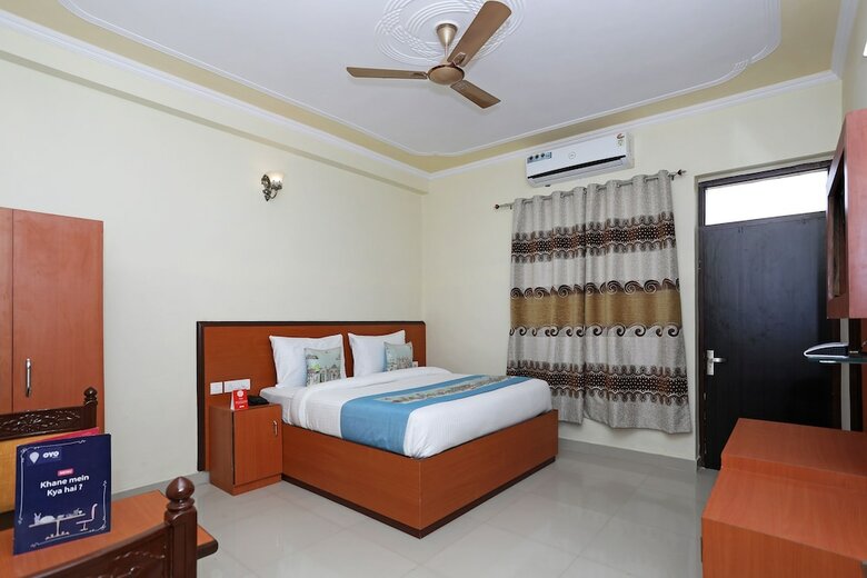 Oyo 9973 Hotel Green Valley