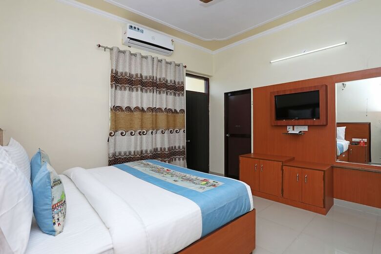 Oyo 9973 Hotel Green Valley