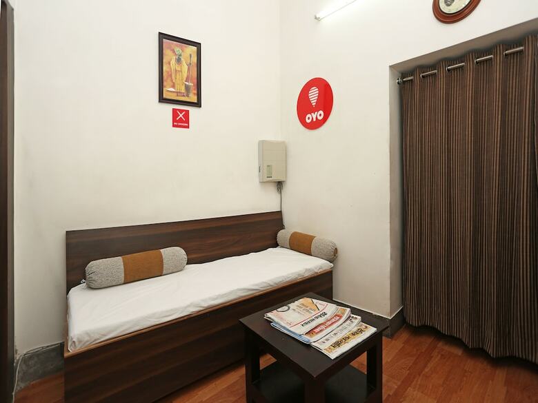 Oyo 9853 Hotel Haveli Inn