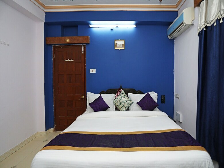 Oyo 9609 Hotel Palace Height