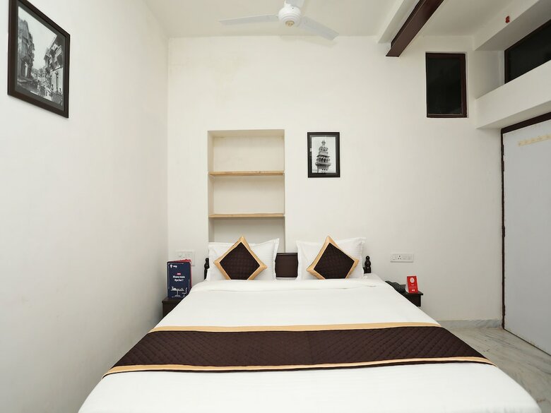 Hotel Oyo 9470 The Grace Inn
