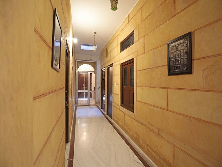 Hotel Oyo 9470 The Grace Inn