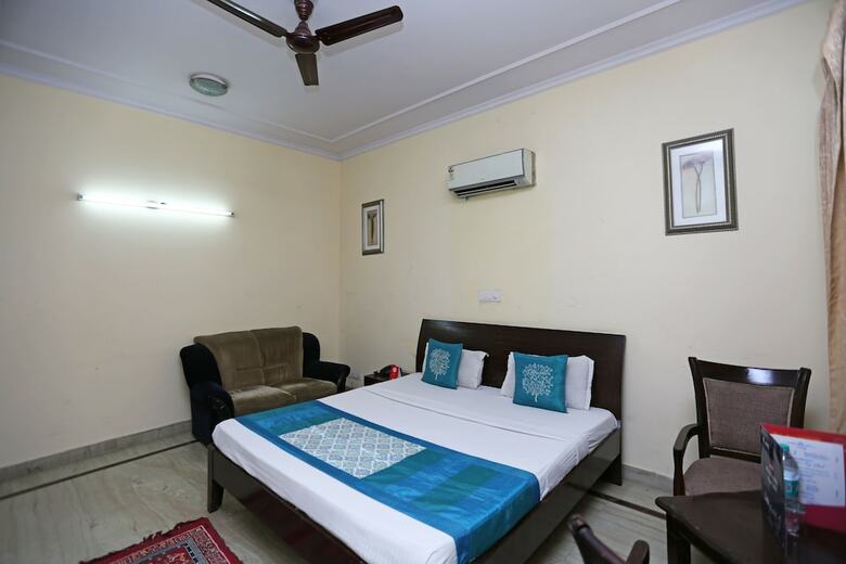 Oyo 641 Hotel Nityas Residency