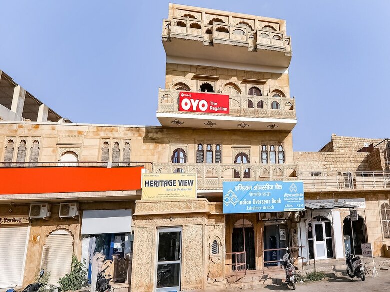 Oyo 10132 Hotel Regal Inn
