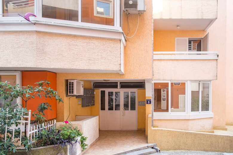 City Apartments
