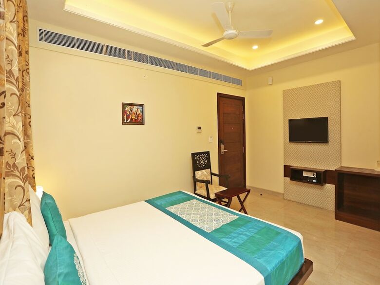 Oyo 9753 Hotel Cheelgadi