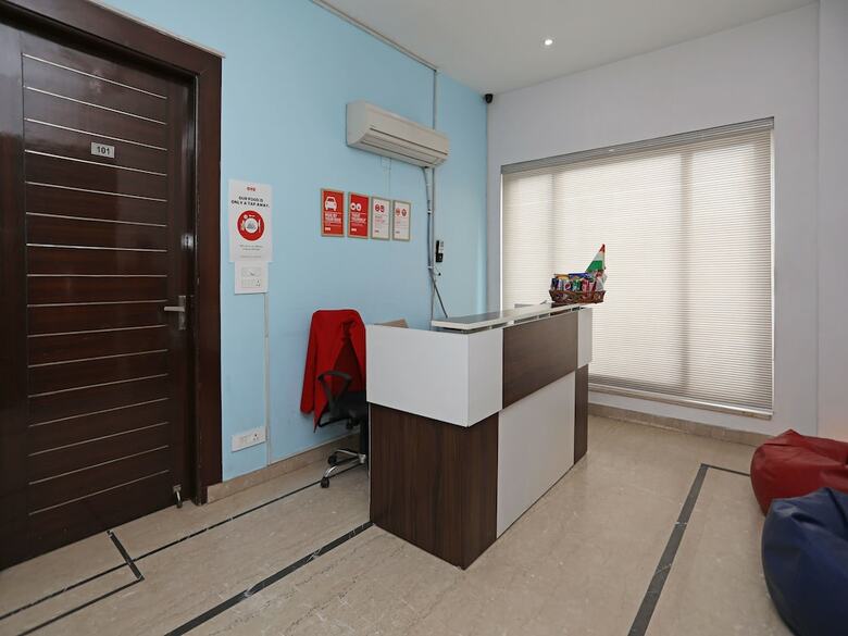 Hotel Oyo Flagship 184 Spice Mall