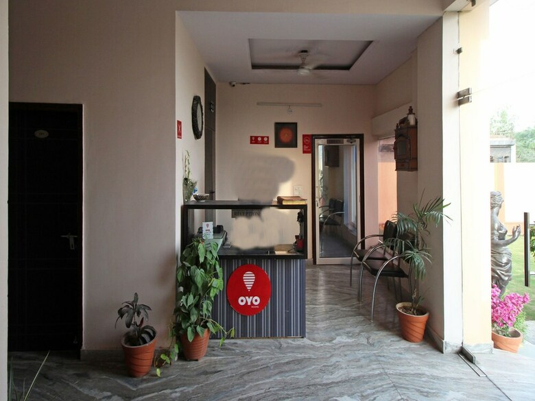 Oyo 6343 Hotel City Rooms Greater Noida