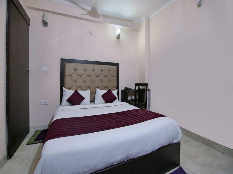 Oyo 709 Hotel Cross Winds