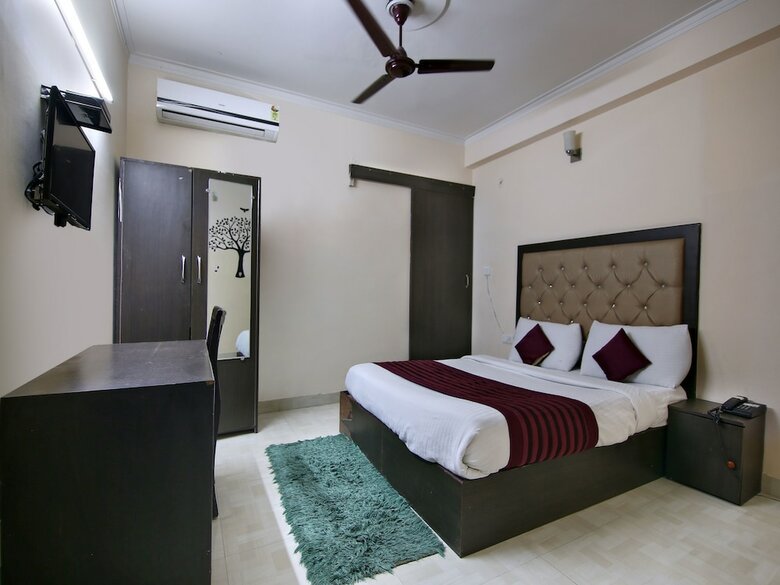 Oyo 709 Hotel Cross Winds